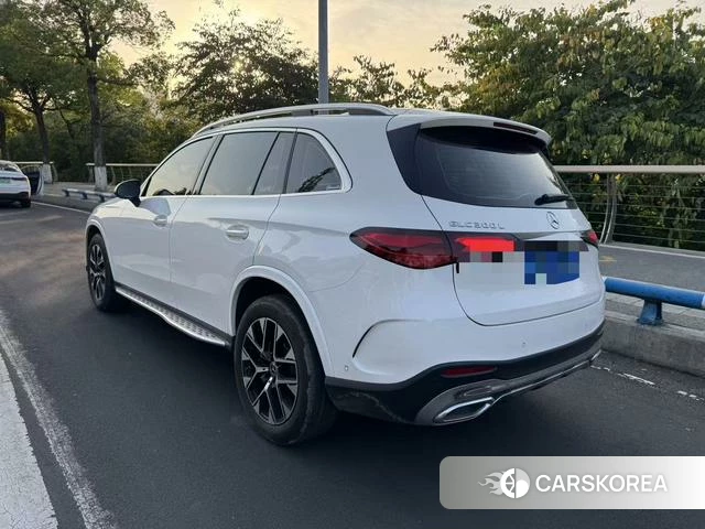 Mercedes-Benz GLC 2024 Белый из Китая, фото 3