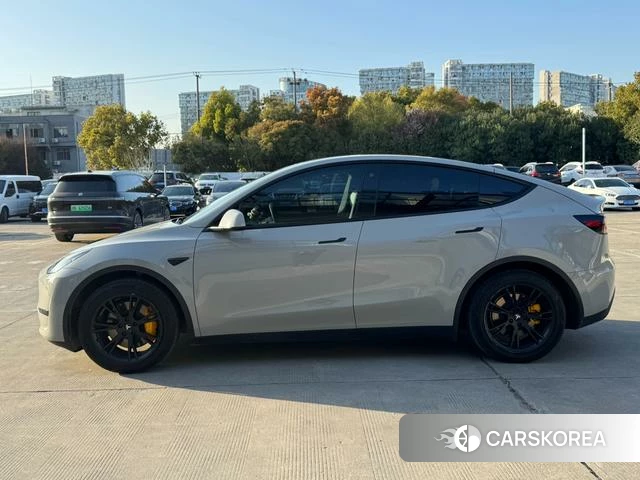 Tesla Model Y 2023 Темно-серый из Китая, фото 3