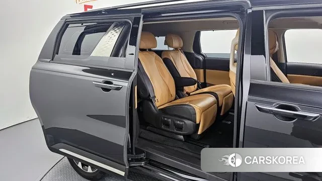 Kia Carnival 4th generation 2022 Серый из Кореи, фото 3