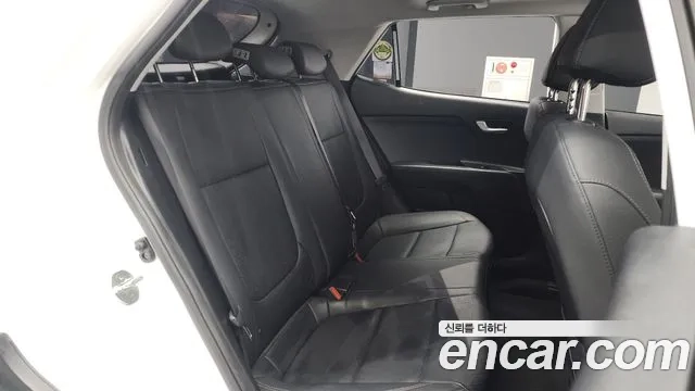 Kia Stonic 2020 Белый из Кореи, фото 3