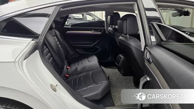 Volkswagen Arteon 2019 Белый из Кореи, фото 3