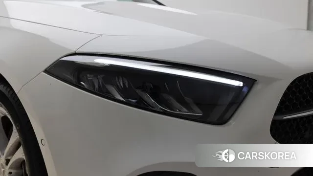 Mercedes-Benz A-Class W177 2024 Белый из Кореи, фото 3