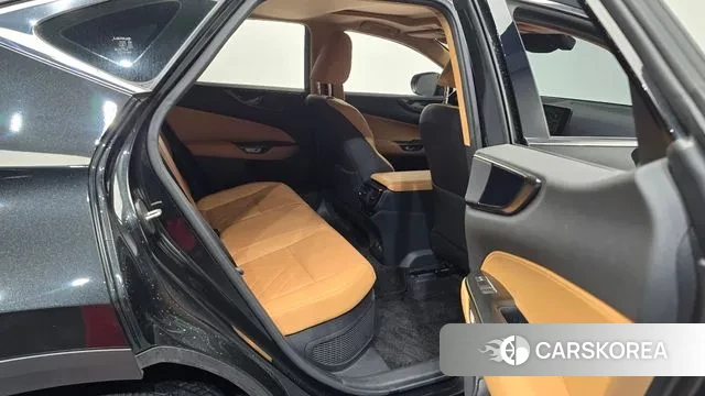 Lexus NX350h Second generation 2023 Черный из Кореи, фото 3