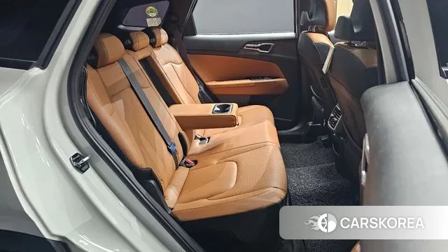 Kia Sportage 5th Generation Hybrid 2022 Белый из Кореи, фото 3