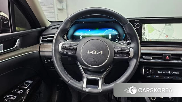 Kia K5 3rd generation 2023 Черный из Кореи, фото 3