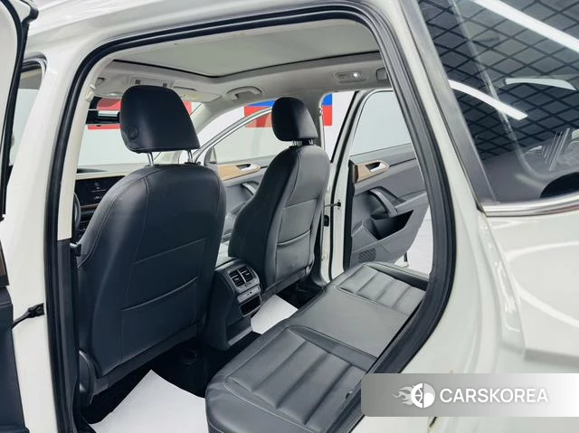 Volkswagen Tuyue 2021 Белый из Китая, фото 3
