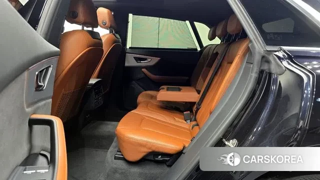 Audi Q8 (4M) 2021 Черный из Кореи, фото 3