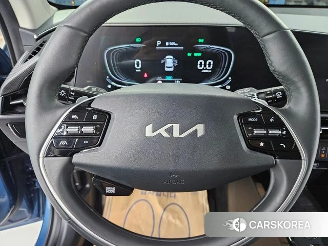 Kia Di Ol Nu Niro 2024 Синий из Кореи, фото 3