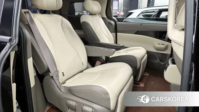 Kia The New Carnival 4th Generation 2024 Черный из Кореи, фото 3