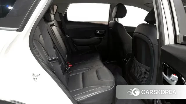 Kia Niro EV 2021 Белый из Кореи, фото 3