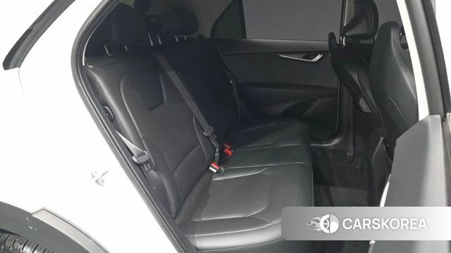 Kia Di Ol Nu Niro 2022 Белый из Кореи, фото 3