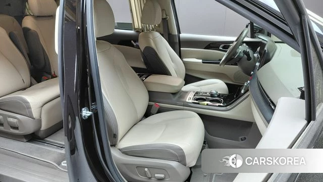 Kia Carnival 4th generation 2021 Черный из Кореи, фото 3