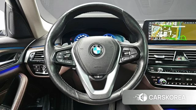 BMW 5 Series (G30) 2019 Белый из Кореи, фото 3