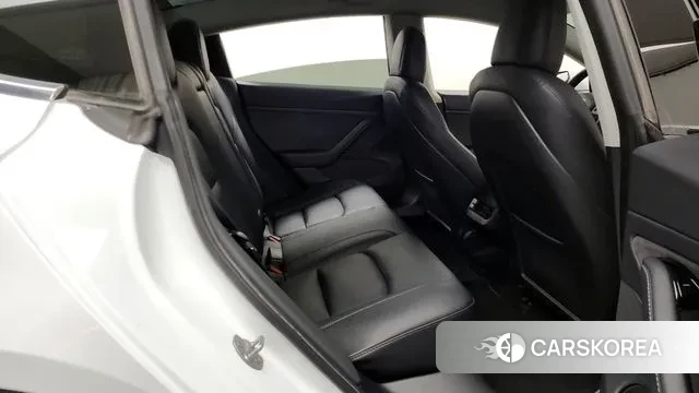 Tesla Model 3 2020 Белый из Кореи, фото 3