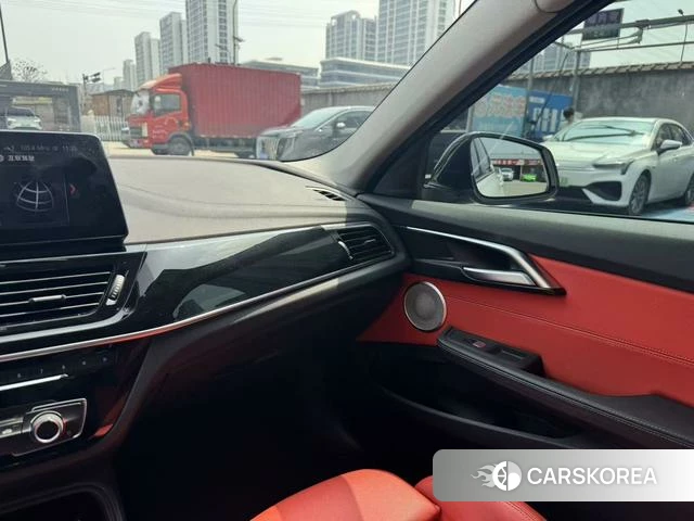 BMW 1 series 2021 Белый из Китая, фото 3