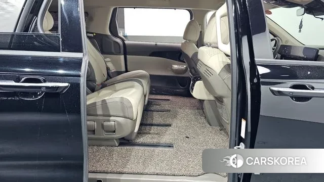 Kia The New Carnival 4th Generation 2024 Черный из Кореи, фото 3