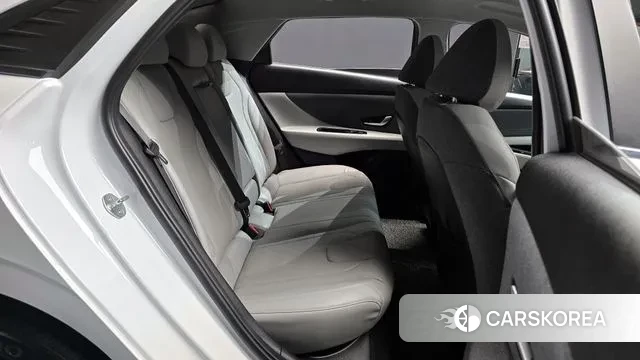 Hyundai Avante (CN7) 2022 Белый из Кореи, фото 3