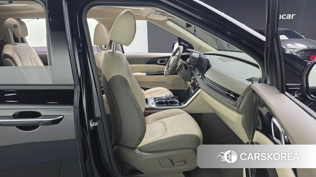 Kia Carnival 4th generation 2022 Черный из Кореи, фото 3