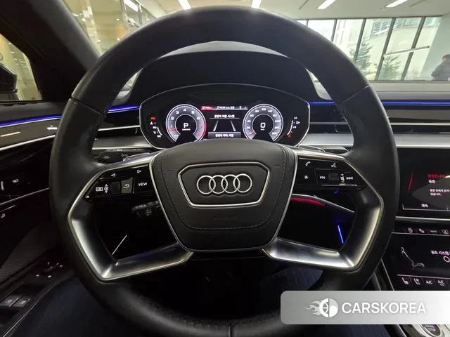 Audi A8 (D5) 2021 Черный из Кореи, фото 3