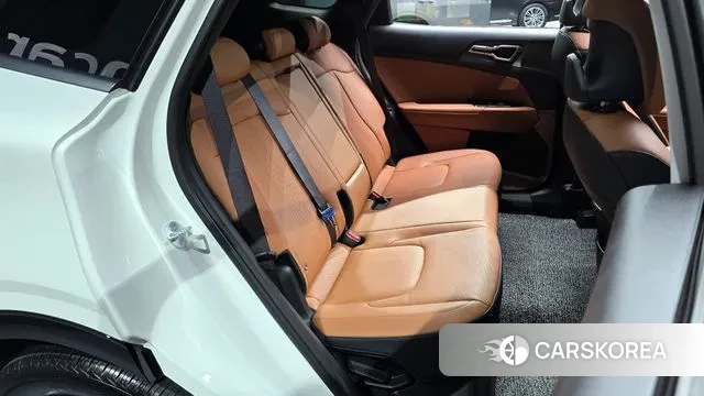 Kia Sportage 5th Generation 2023 Белый из Кореи, фото 3