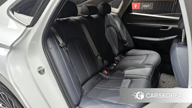 Hyundai Sonata D Edge Hybrid (DN8) 2023 Белый из Кореи, фото 3