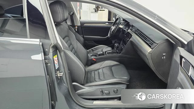 Volkswagen Arteon 2019 Серый из Кореи, фото 3