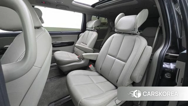 Kia The New Carnival 2018 Серый из Кореи, фото 3