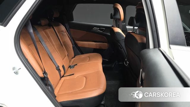 Kia Sportage 5th Generation 2021 Белый из Кореи, фото 3