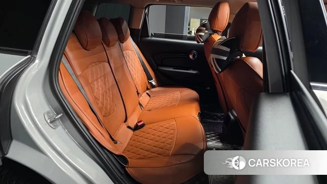 Mini Cooper D Clubman 2021 Серебристо-серый из Кореи, фото 3