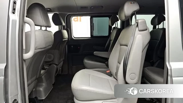 Hyundai The New Grand Starex 2019 Серебряный из Кореи, фото 3