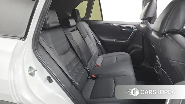 Toyota RAV4 5th Generation 2023 Белый из Кореи, фото 3