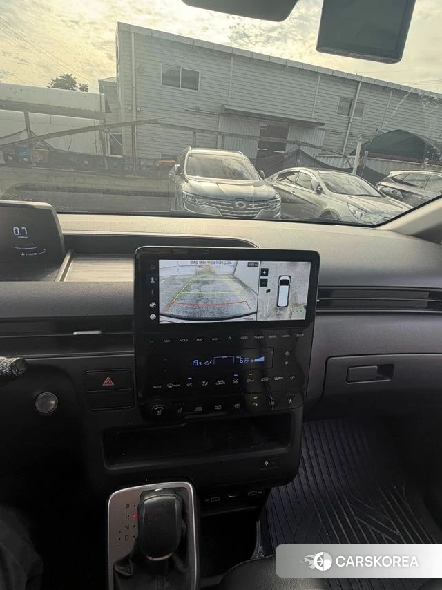 Hyundai Staria 2021 Черный из Кореи, фото 3