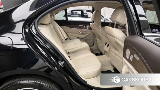 Mercedes-Benz E-Class W213 2020 Черный из Кореи, фото 3