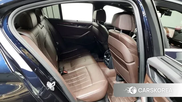 BMW 5 Series (G30) 2019 Черный из Кореи, фото 3