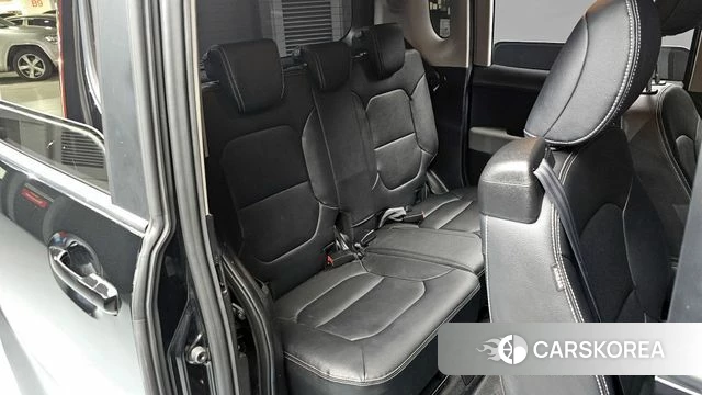 Kia The New Kia Ray 2023 Черный из Кореи, фото 3