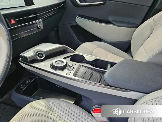 Kia EV6 2022 Черный из Кореи, фото 3