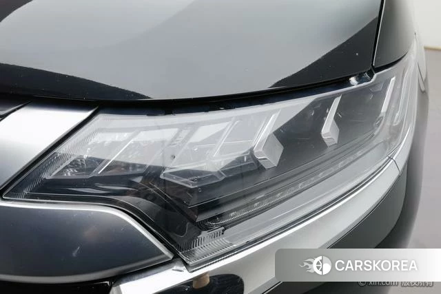 Mitsubishi  Outlander 2019 Черный из Китая, фото 3