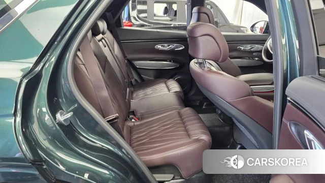 Genesis GV70 2021 Зеленый из Кореи, фото 3