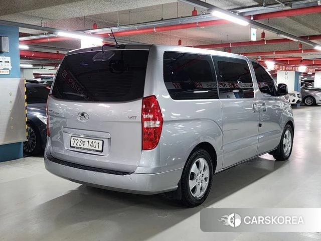 Hyundai The New Grand Starex 2018 Серебристо-серый из Кореи, фото 3