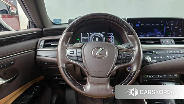 Lexus ES300h 7th generation 2021 Песочный из Кореи, фото 3