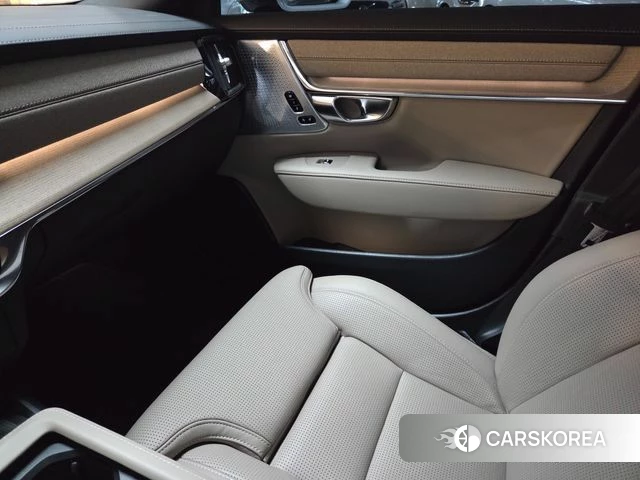 Volvo S90 2026 Белый из Кореи, фото 3