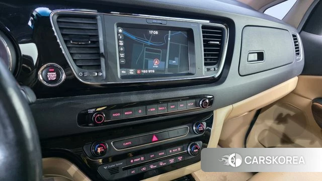 Kia All New Carnival 2018 Белый из Кореи, фото 3