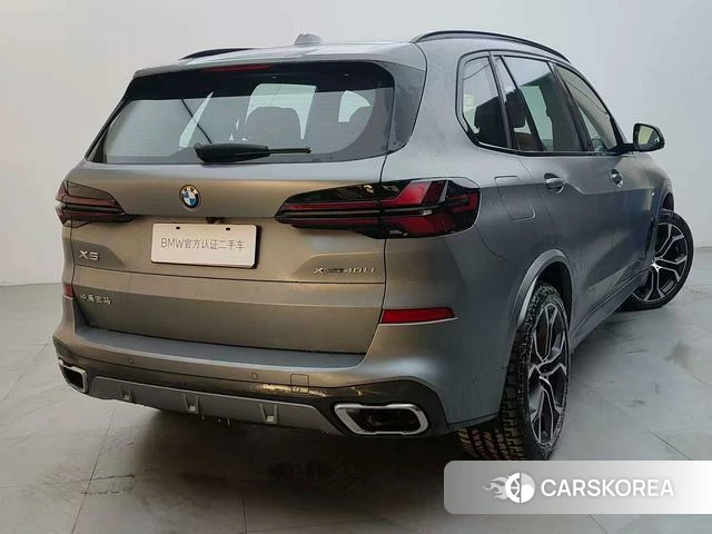 BMW X5 2023 Темно-серый из Китая, фото 3