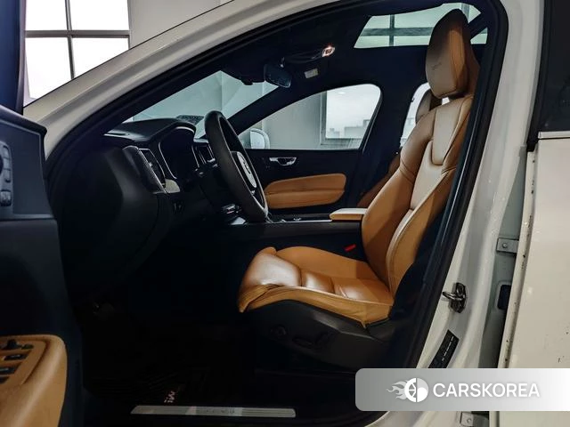 Volvo XC60 2019 Белый из Китая, фото 3