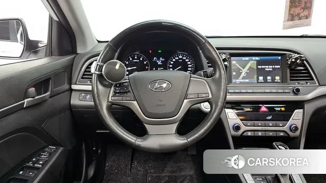 Hyundai Avante AD 2018 Белый из Кореи, фото 3