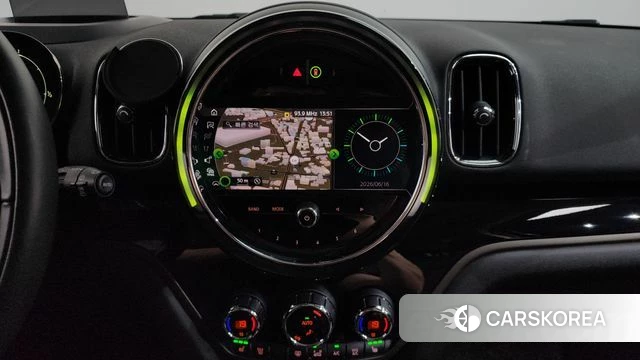 Mini Cooper D Countryman 2021 Черный из Кореи, фото 3