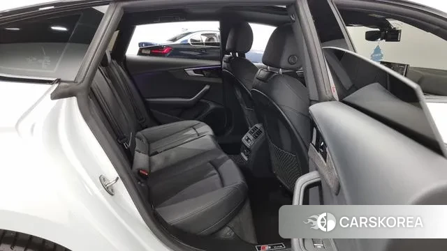 Audi A5 (F5) 2023 Белый из Кореи, фото 3