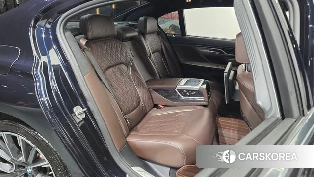 BMW 7 Series (G11) 2021 Черный из Кореи, фото 3