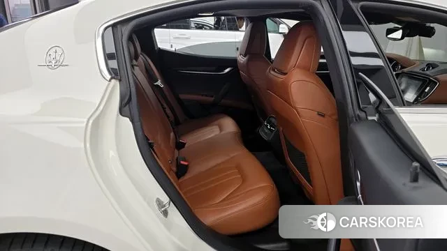 Maserati Ghibli 2018 Белый из Кореи, фото 3