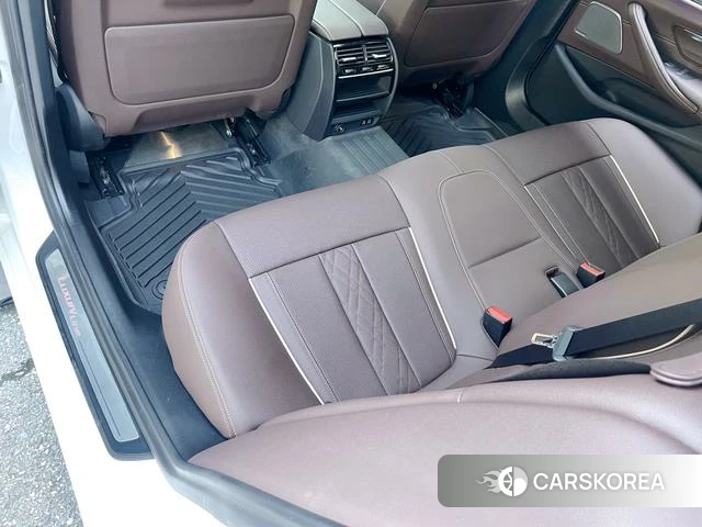 BMW 5 series 2024 Белый из Китая, фото 3